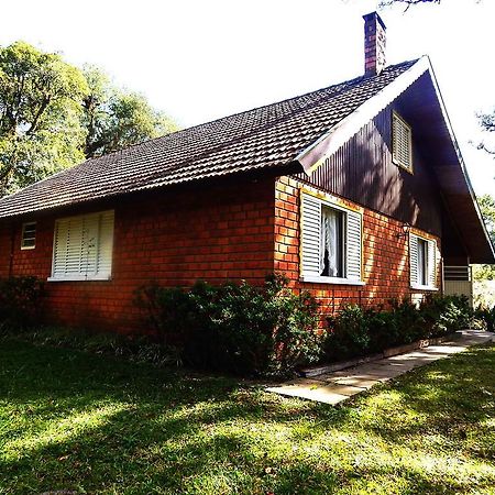 Villa Chale Charme Gramado Esterno foto