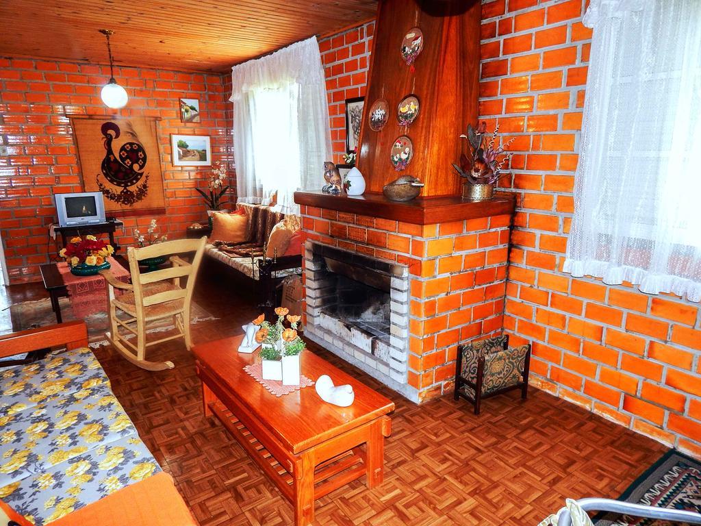 Villa Chale Charme Gramado Esterno foto